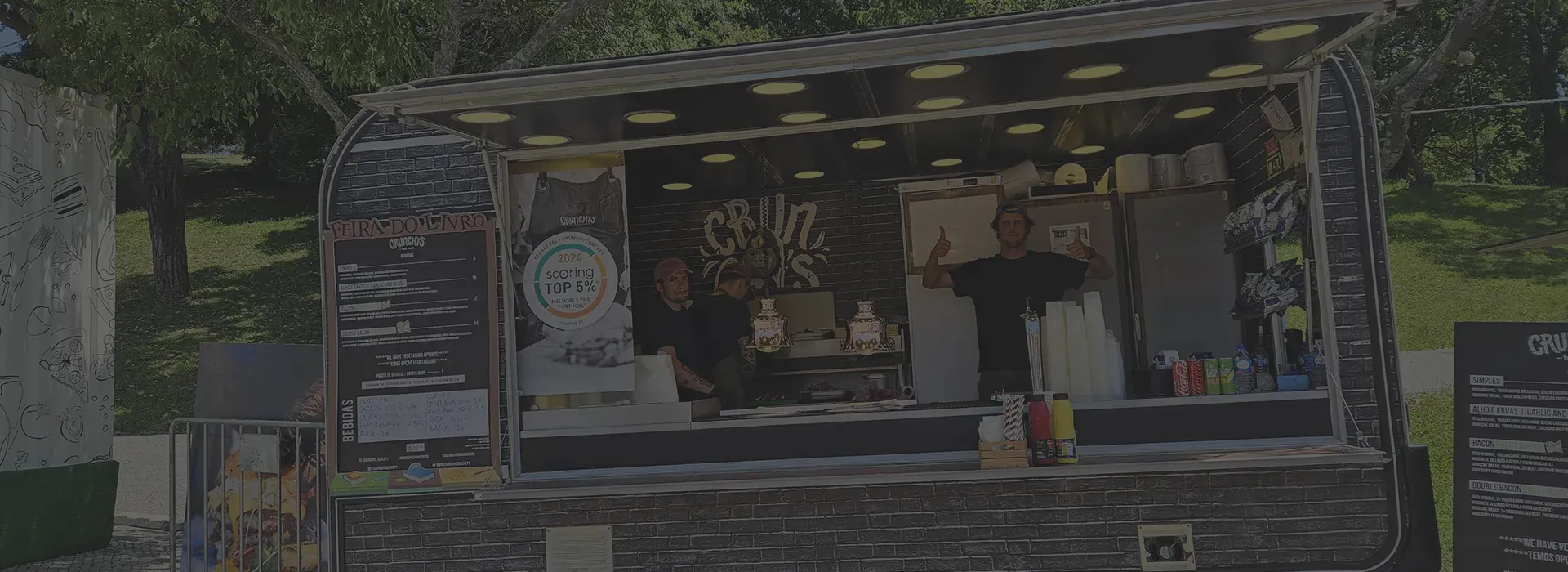 Customer food truck showcase - exterior view