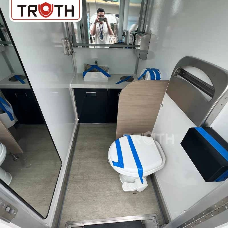 Portable Washroom Mobile Toilet Trailer